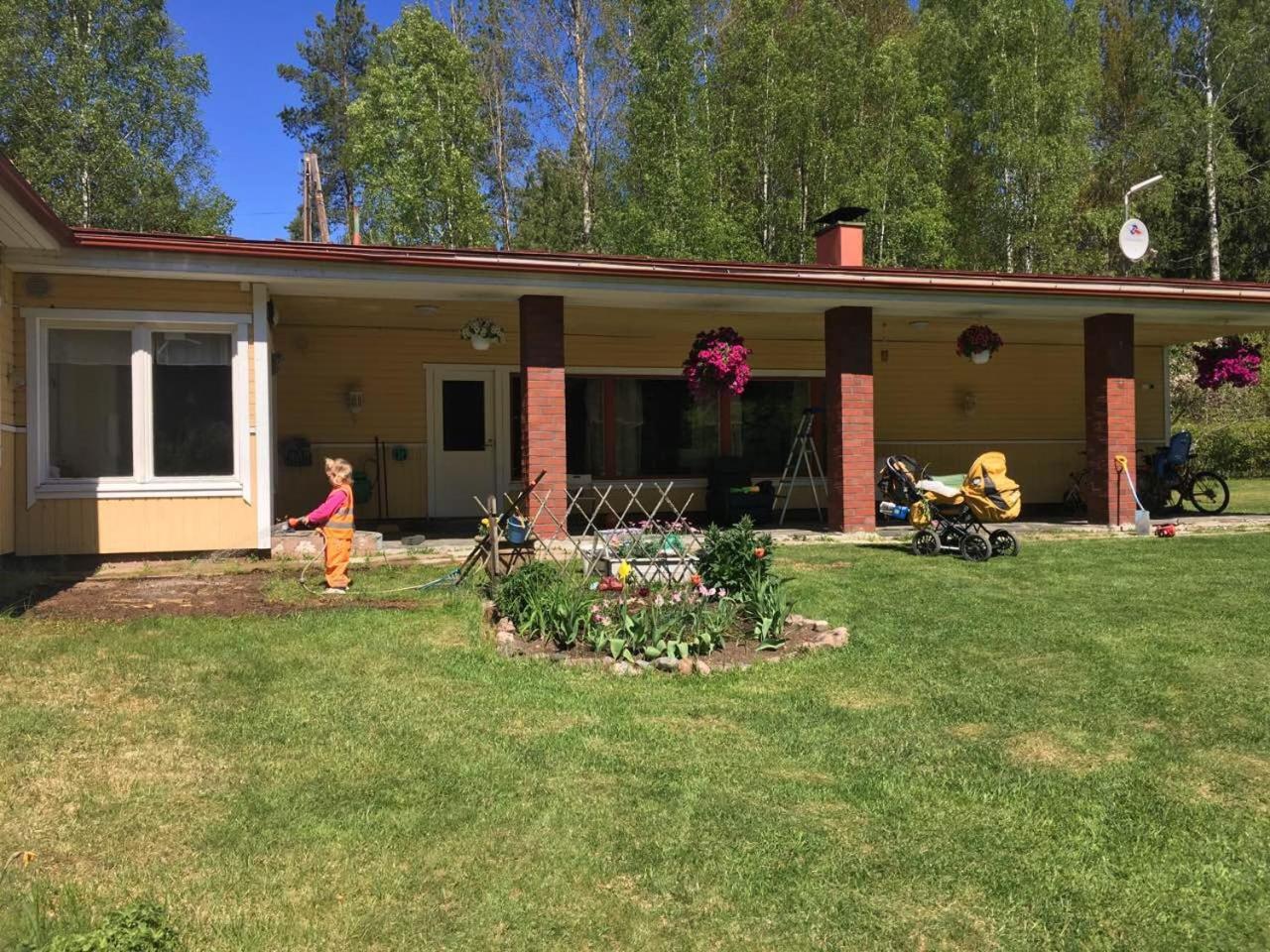 Pyhtaeae Garden Villa Pyhtaa Exterior photo